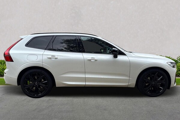 Used Volvo XC60 2025 for sale - 76076411: Photo 3