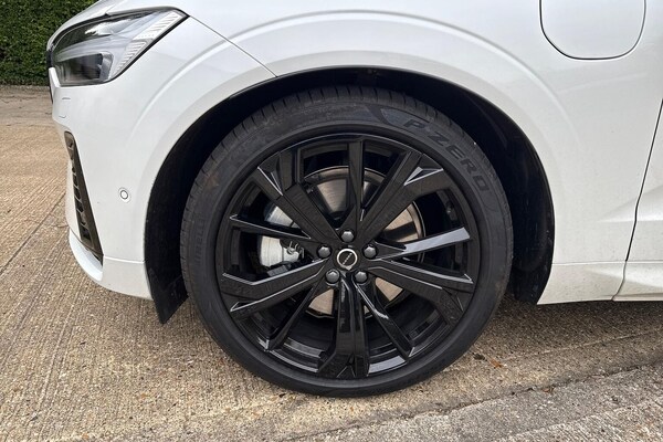 Used Volvo XC60 2025 for sale - 76076411: Photo 6