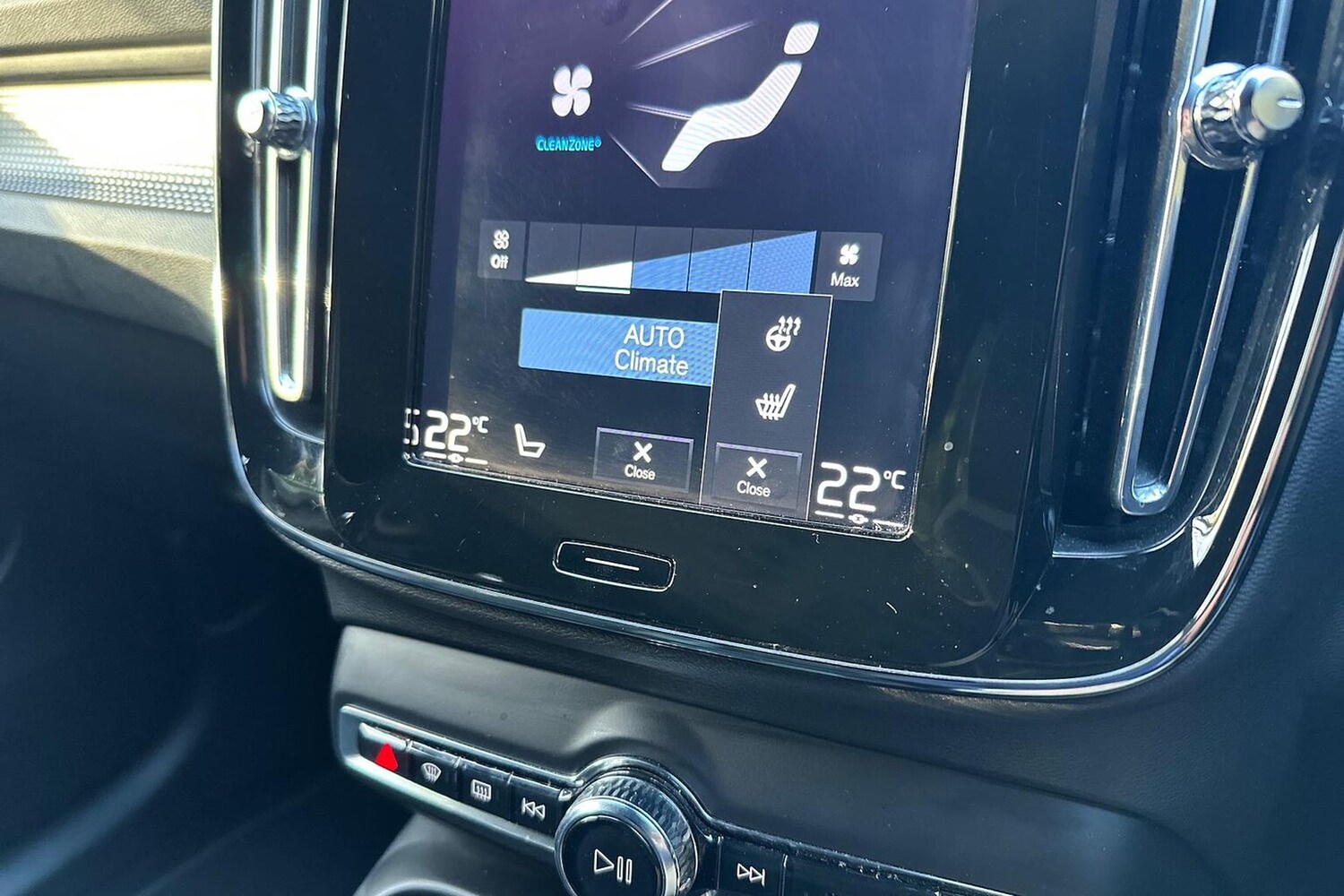 Used Volvo XC40 2022 for sale - 77488527: Photo 25