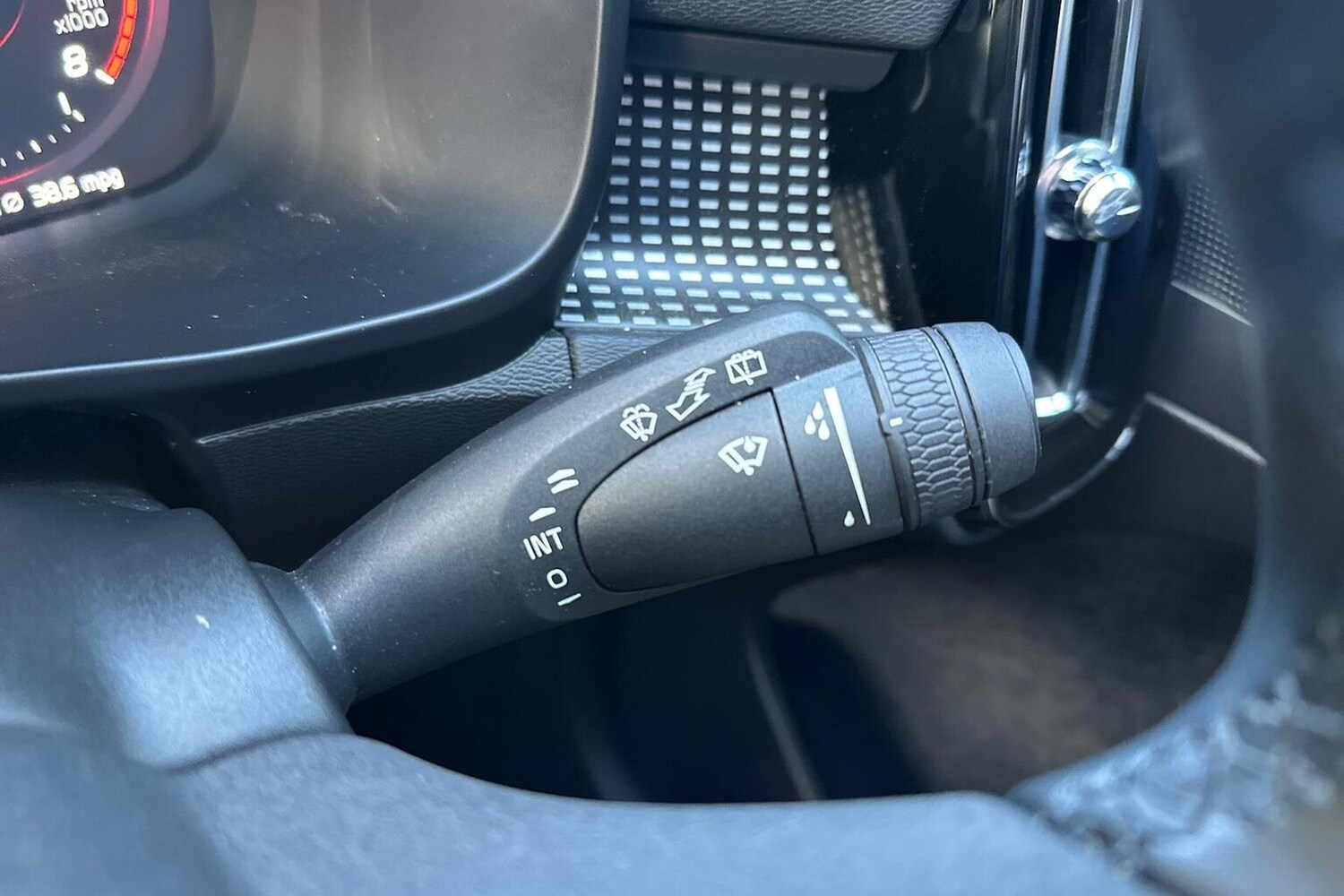 Used Volvo XC40 2022 for sale - 77488527: Photo 28