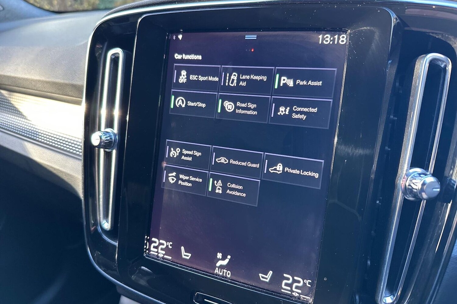 Used Volvo XC40 2022 for sale - 77488527: Photo 42