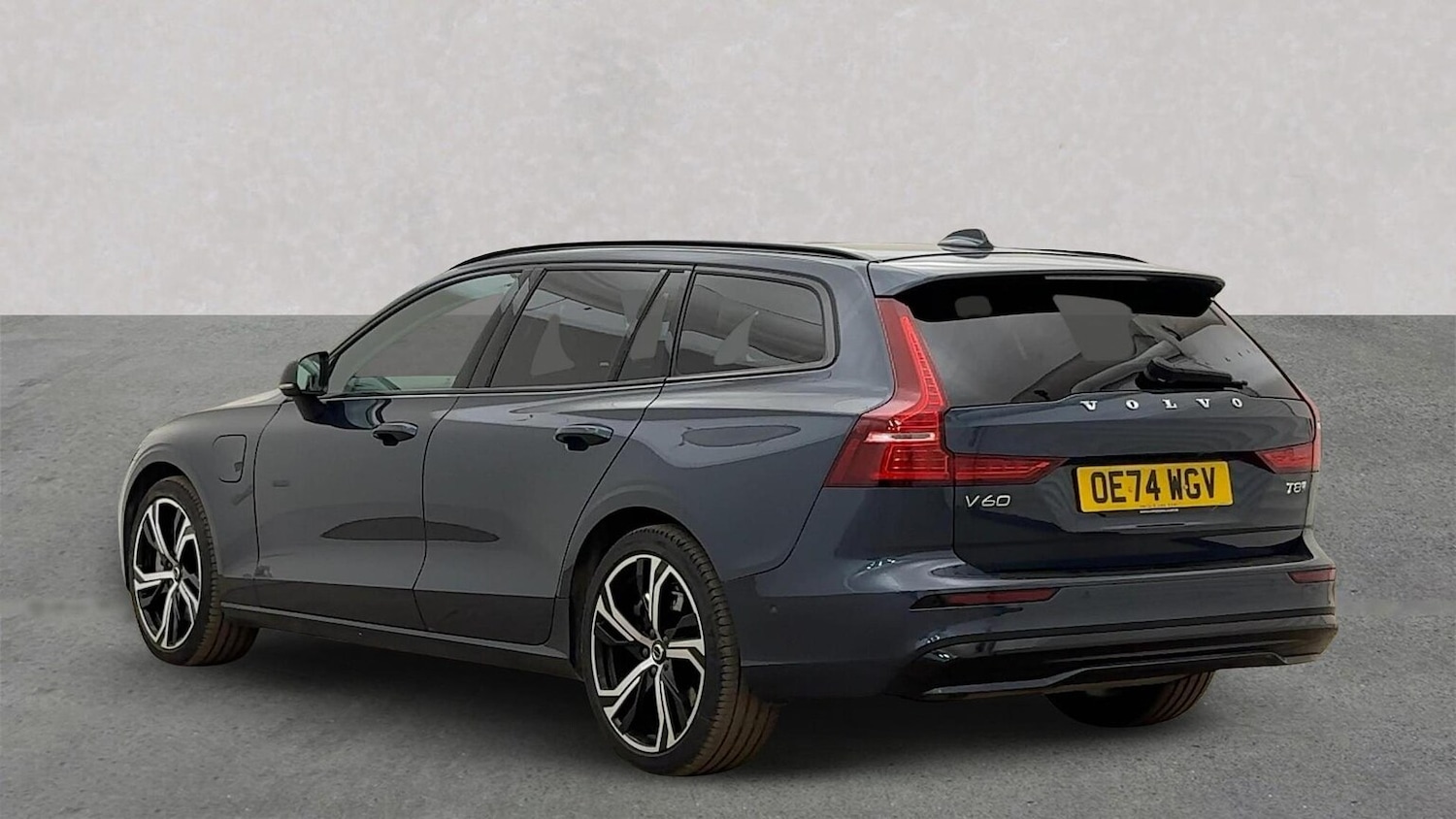 Used Volvo V60 2024 for sale - 76605556: Photo 6