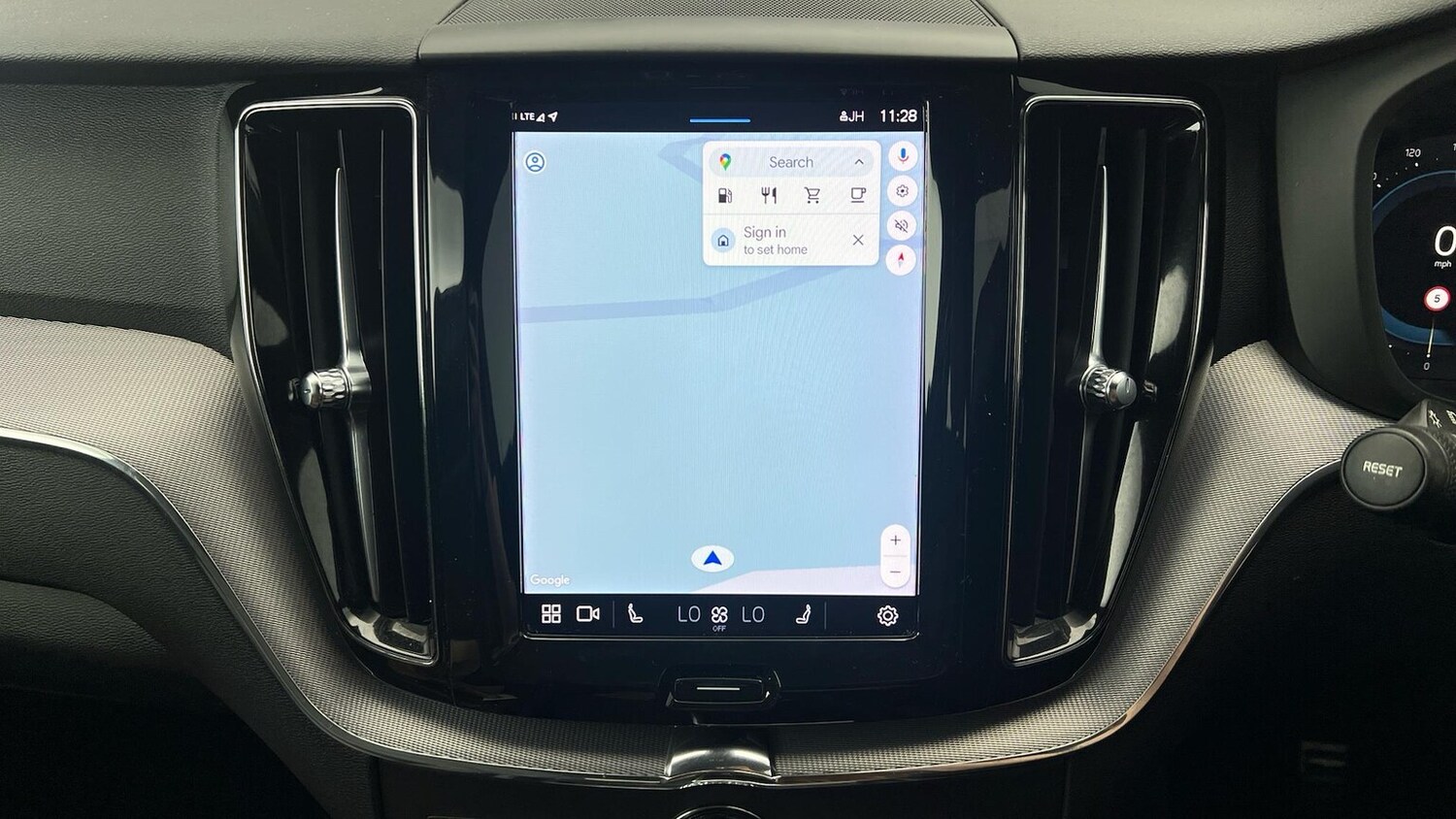 Used Volvo XC60 2021 for sale - 76430819: Photo 16