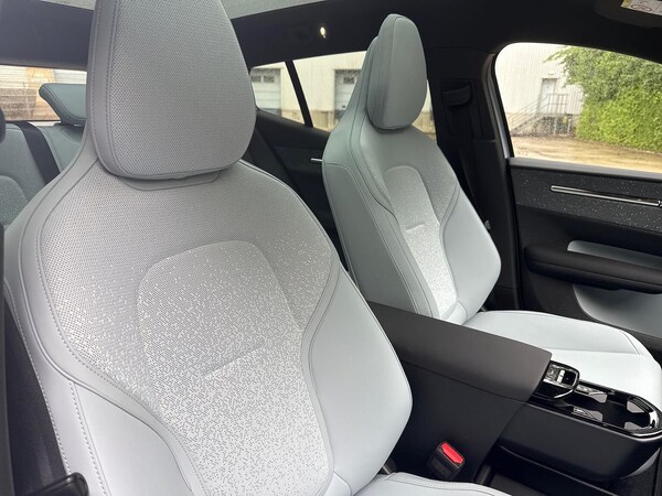 Used Volvo EX30 2025 for sale - 75512882: Photo 25
