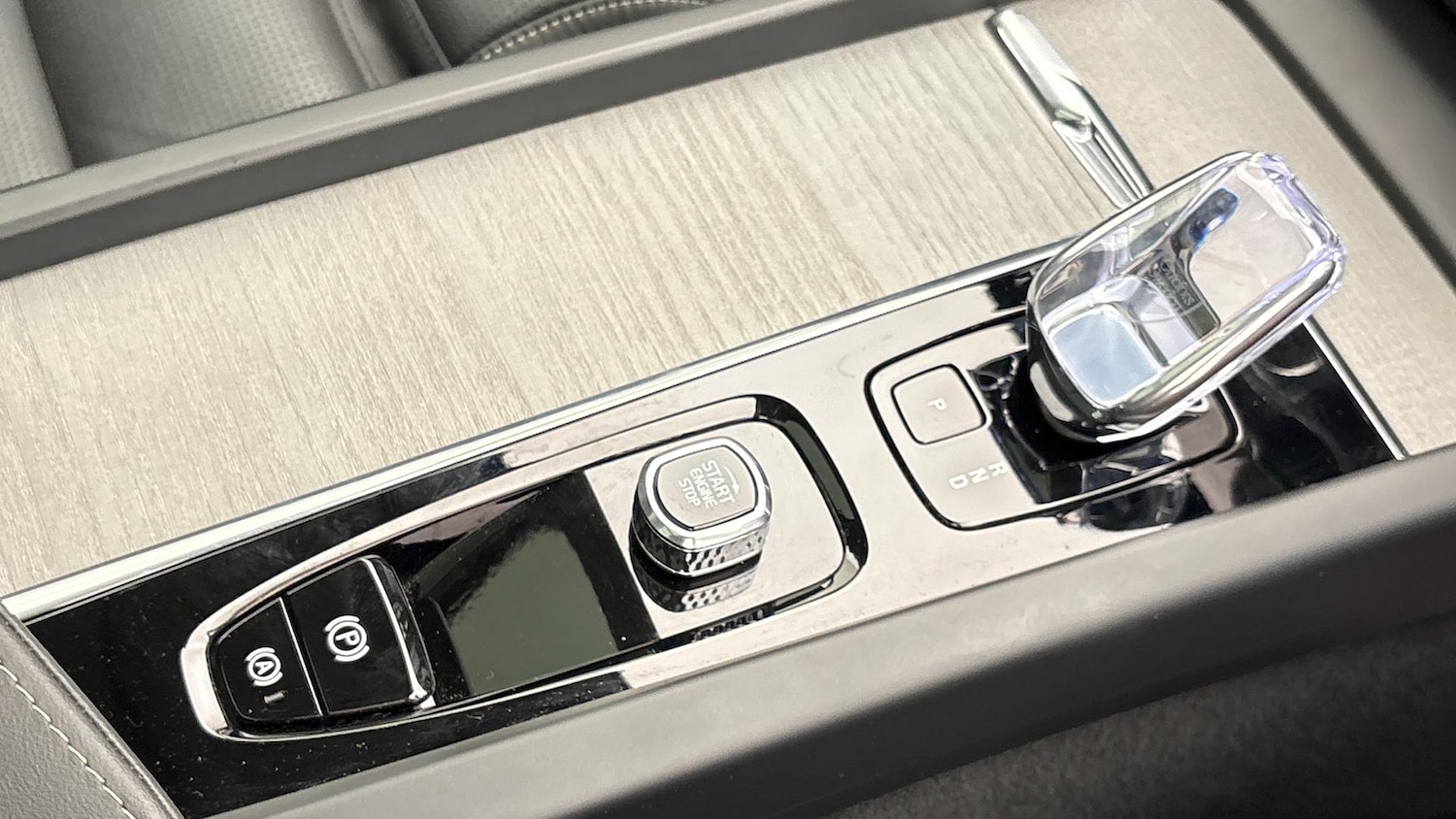 Used Volvo XC60 2025 for sale - 78061067: Photo 31