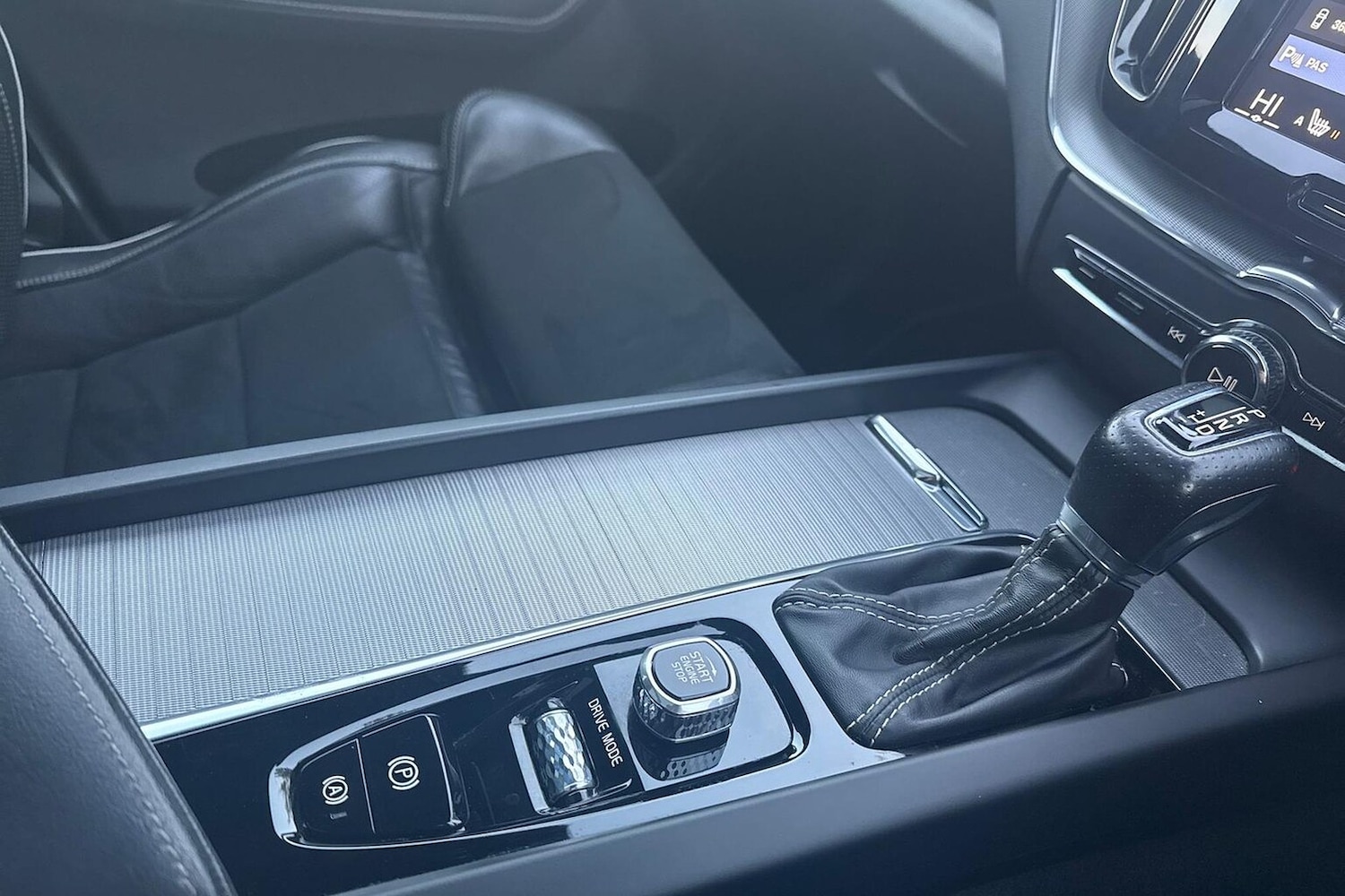 Used Volvo XC60 2019 for sale - 76758891: Photo 13