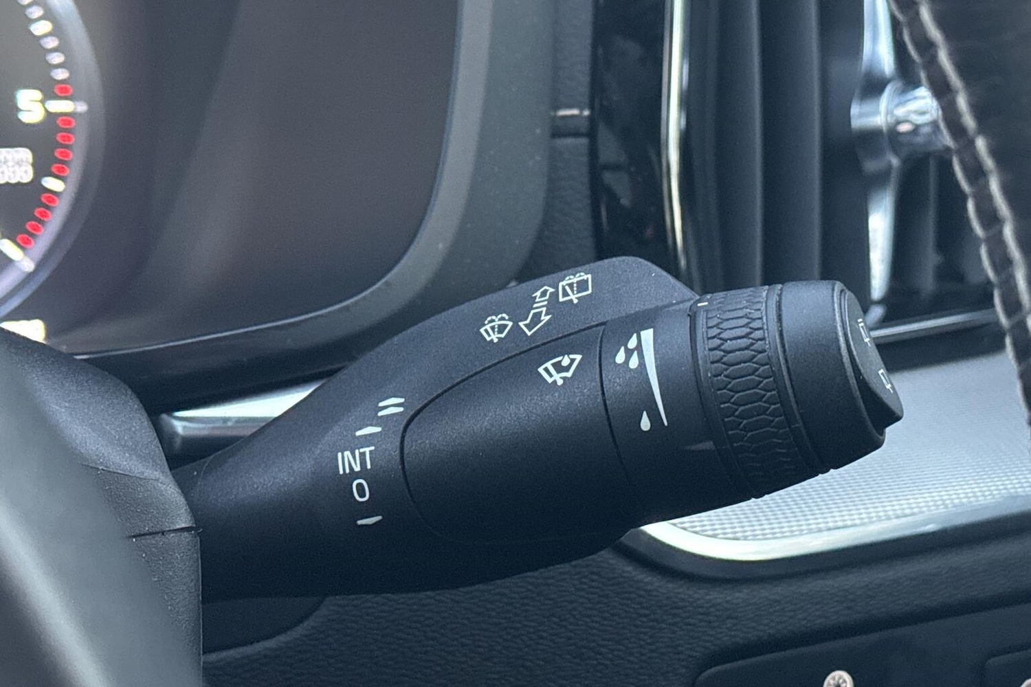 Used Volvo XC60 2019 for sale - 76758891: Photo 27