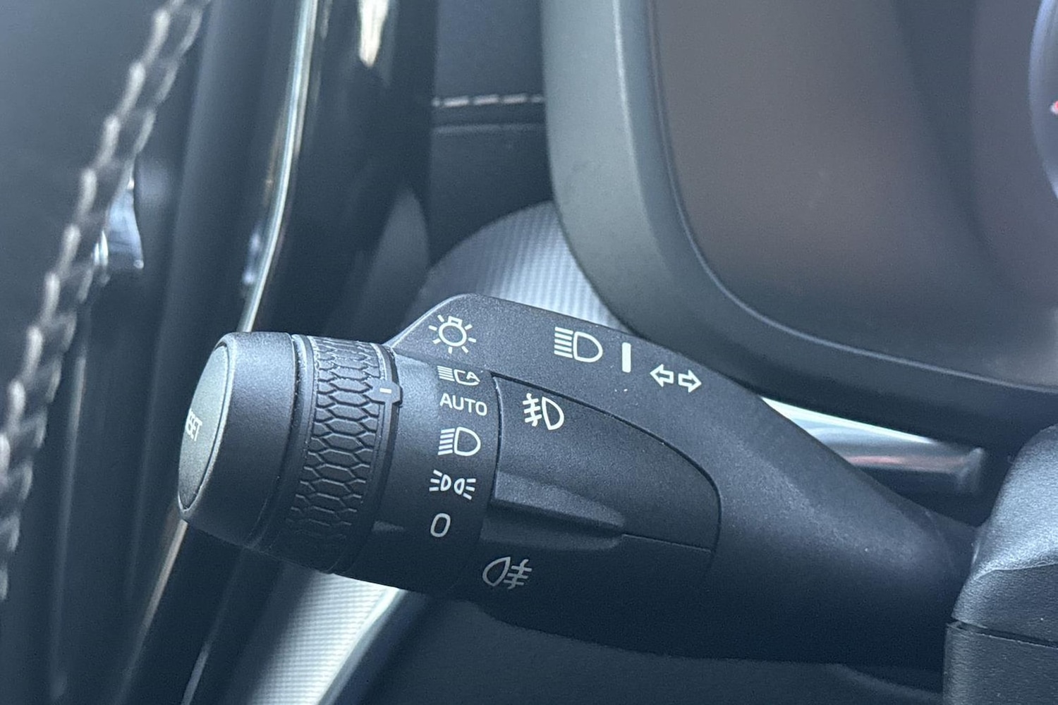 Used Volvo XC60 2019 for sale - 76758891: Photo 28