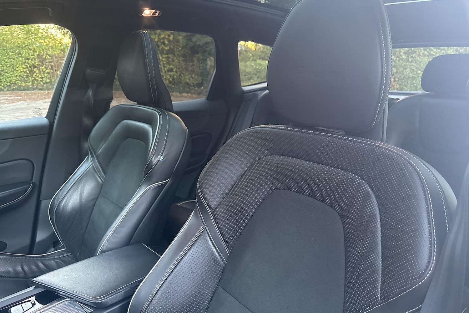 Used Volvo XC60 2019 for sale - 76758891: Photo 30