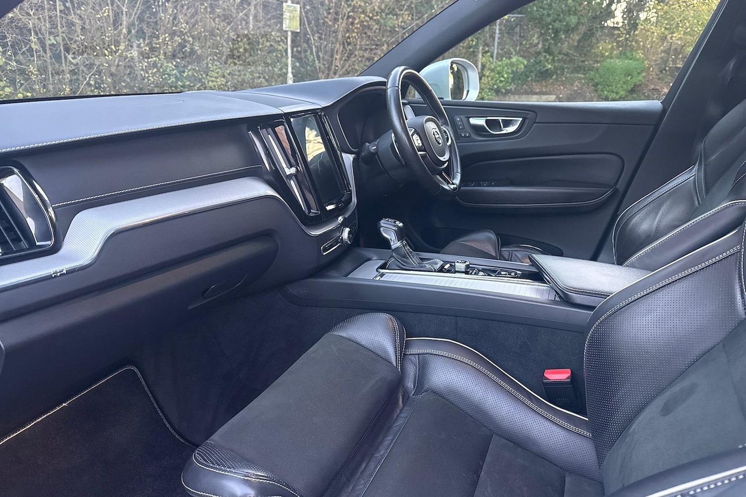 Used Volvo XC60 2019 for sale - 76758891: Photo 7