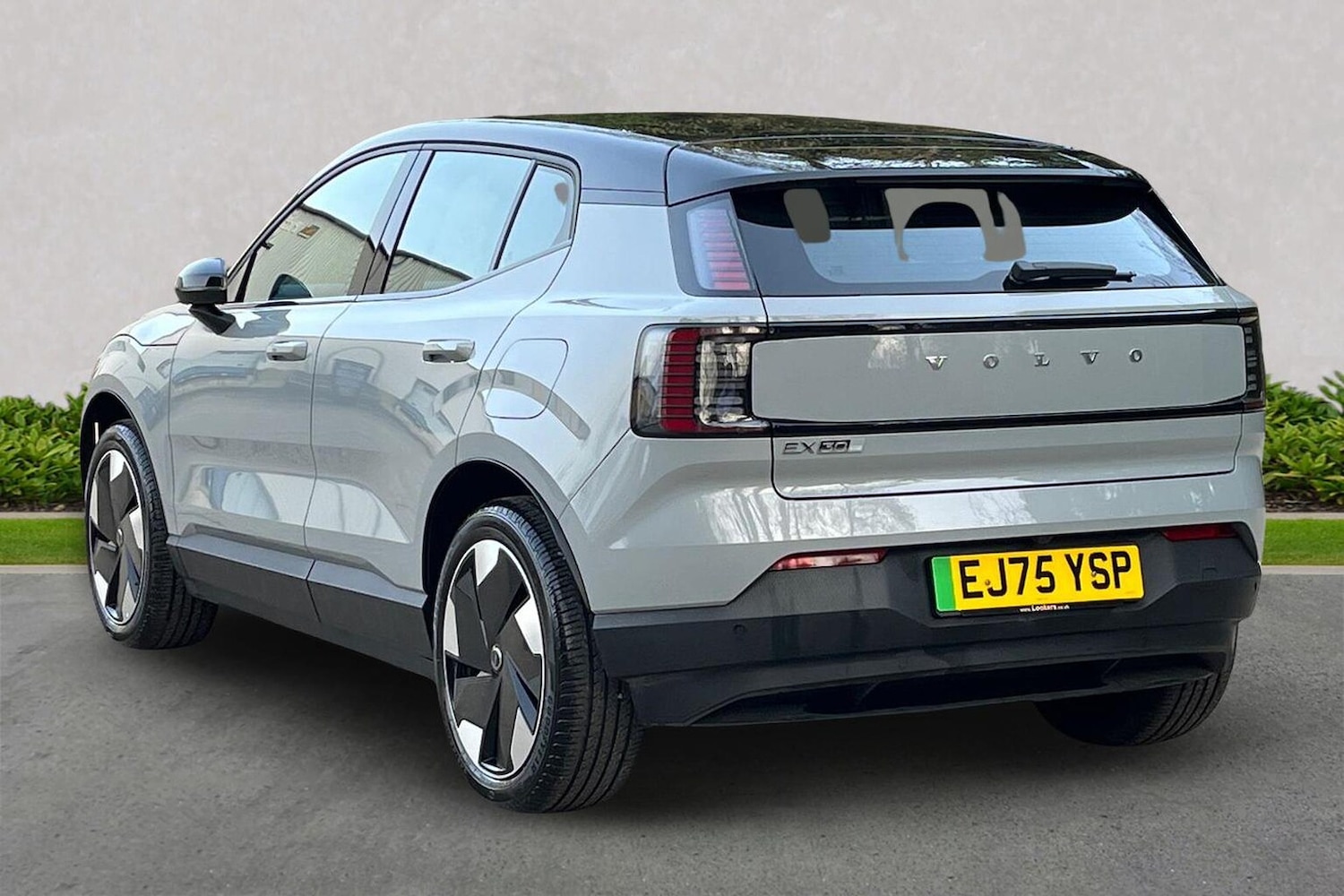 Used Volvo EX30 2025 for sale - 77558480: Photo 2