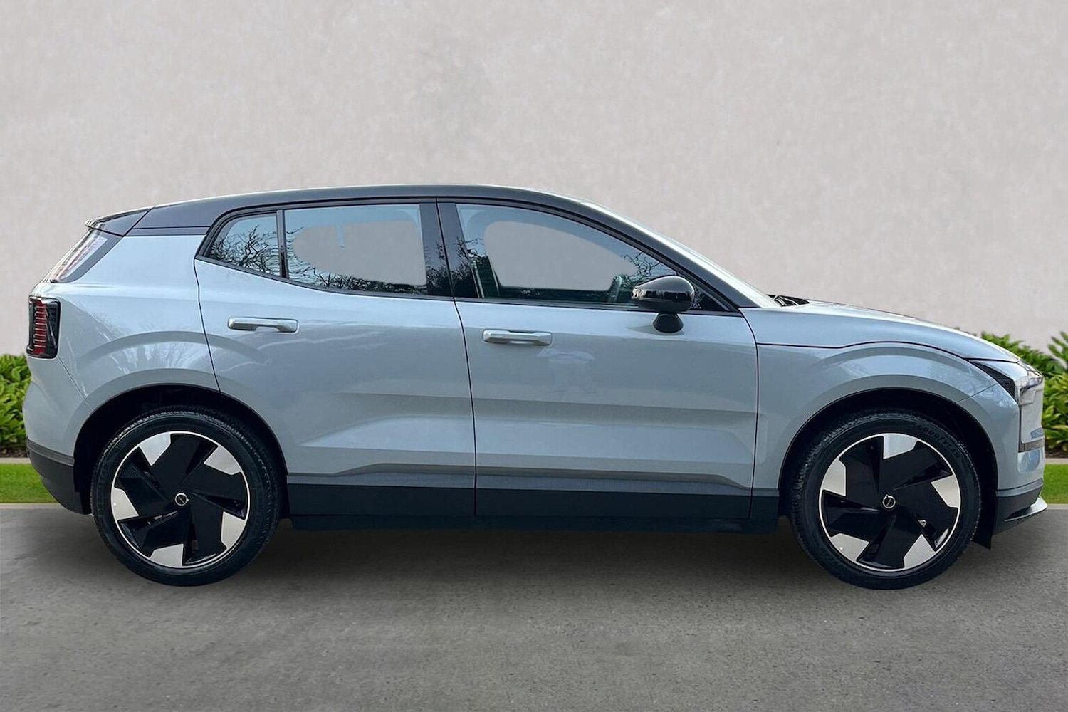 Used Volvo EX30 2025 for sale - 77558480: Photo 3