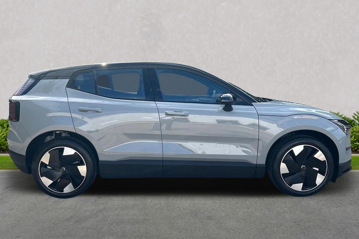 Used Volvo EX30 2025 for sale - 77487357: Photo 3