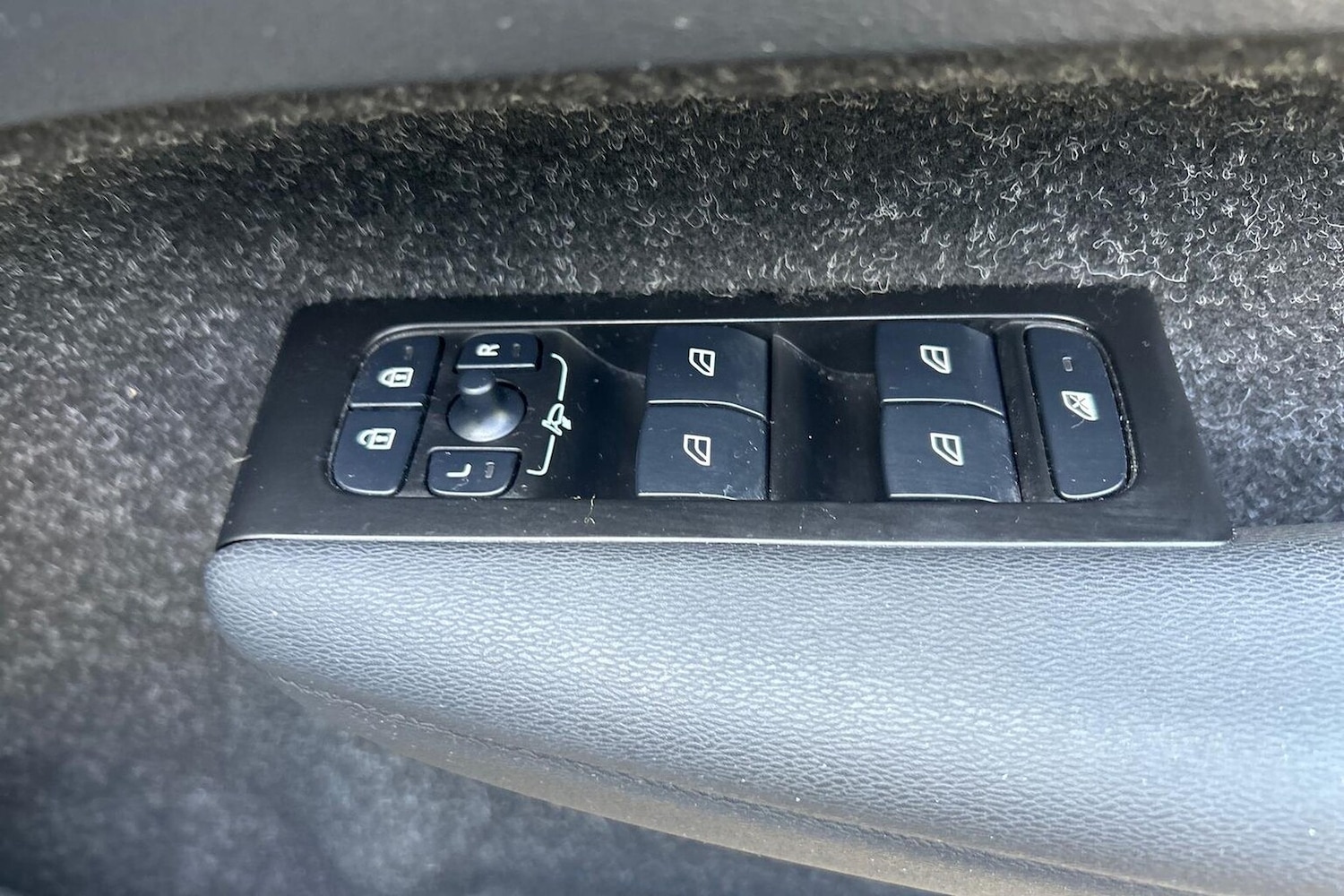 Used Volvo XC40 2021 for sale - 76526129: Photo 21