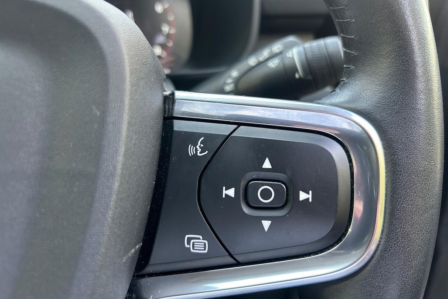 Used Volvo XC40 2021 for sale - 76526129: Photo 27