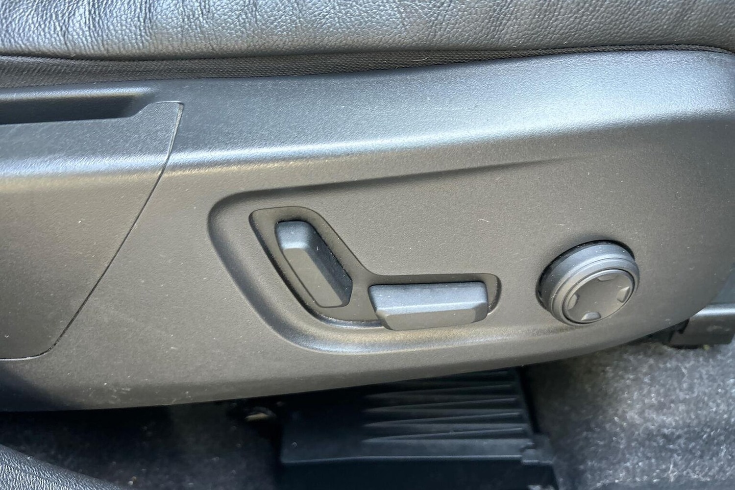 Used Volvo XC40 2021 for sale - 76526129: Photo 30