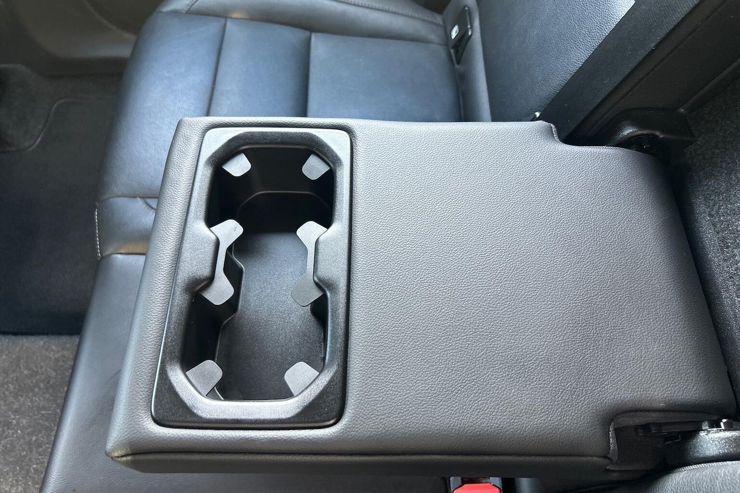 Used Volvo XC40 2021 for sale - 76526129: Photo 38