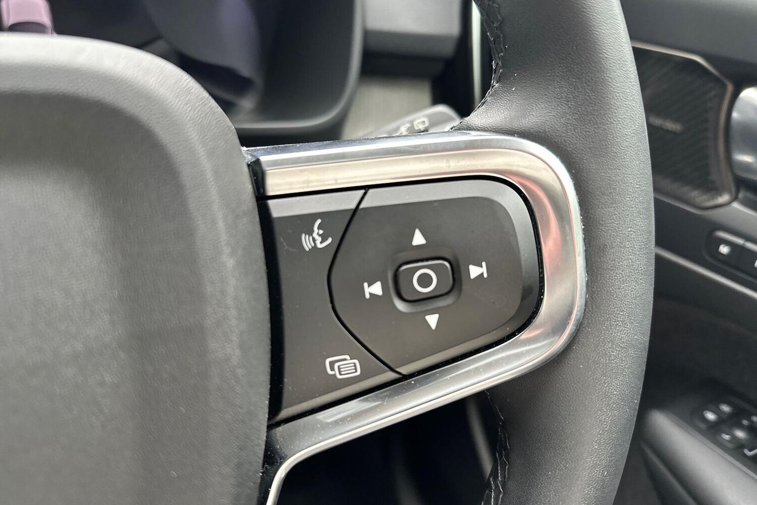 Used Volvo XC40 2022 for sale - 78192825: Photo 28