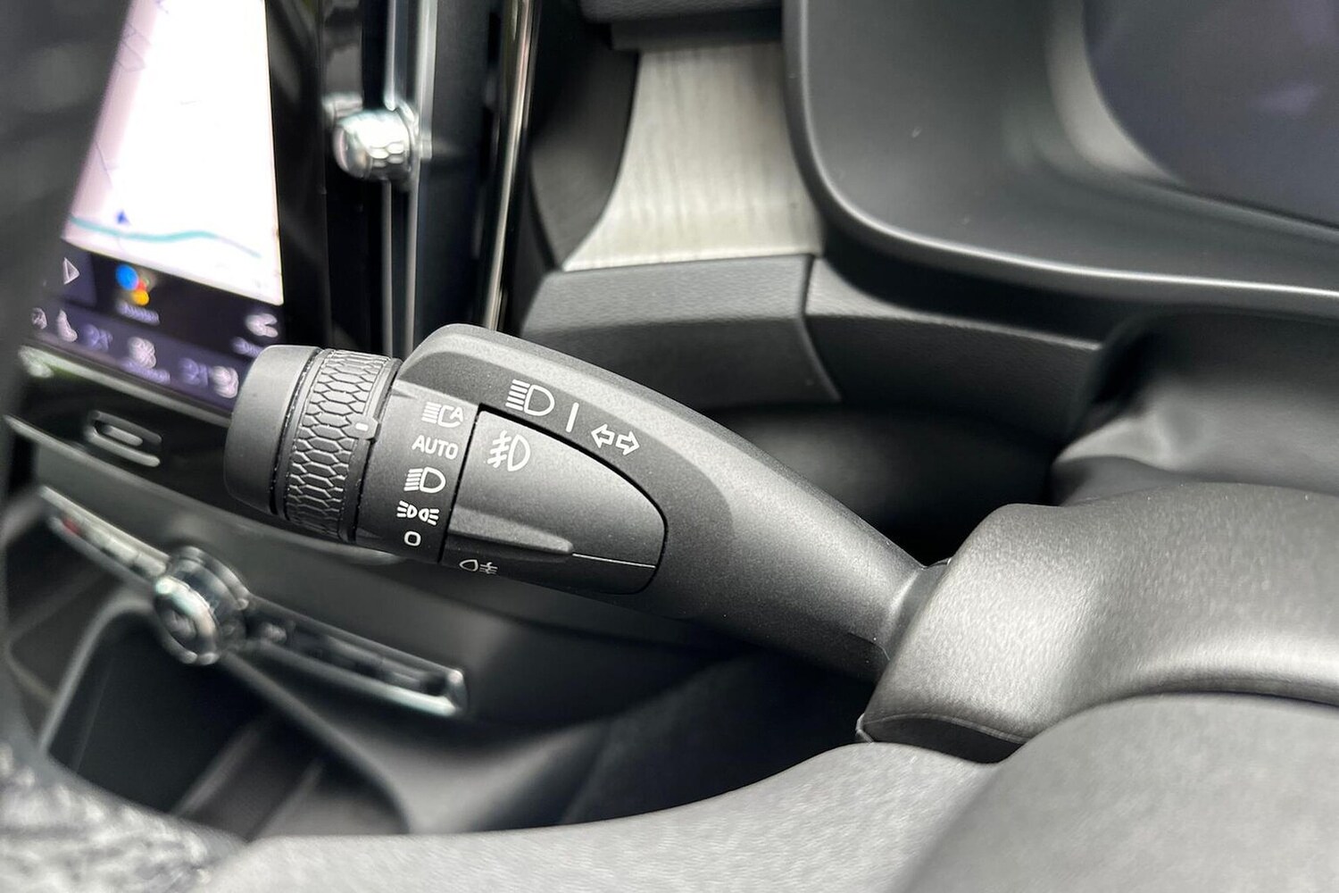 Used Volvo XC40 2022 for sale - 78192825: Photo 31