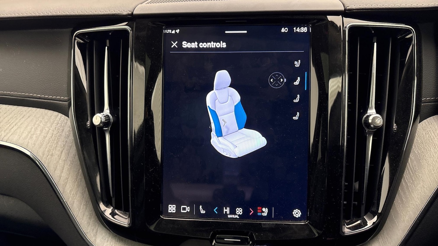 Used Volvo XC60 2025 for sale - 78004638: Photo 39