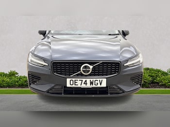 Used Volvo V60 2024 for sale - 77556042: Photo