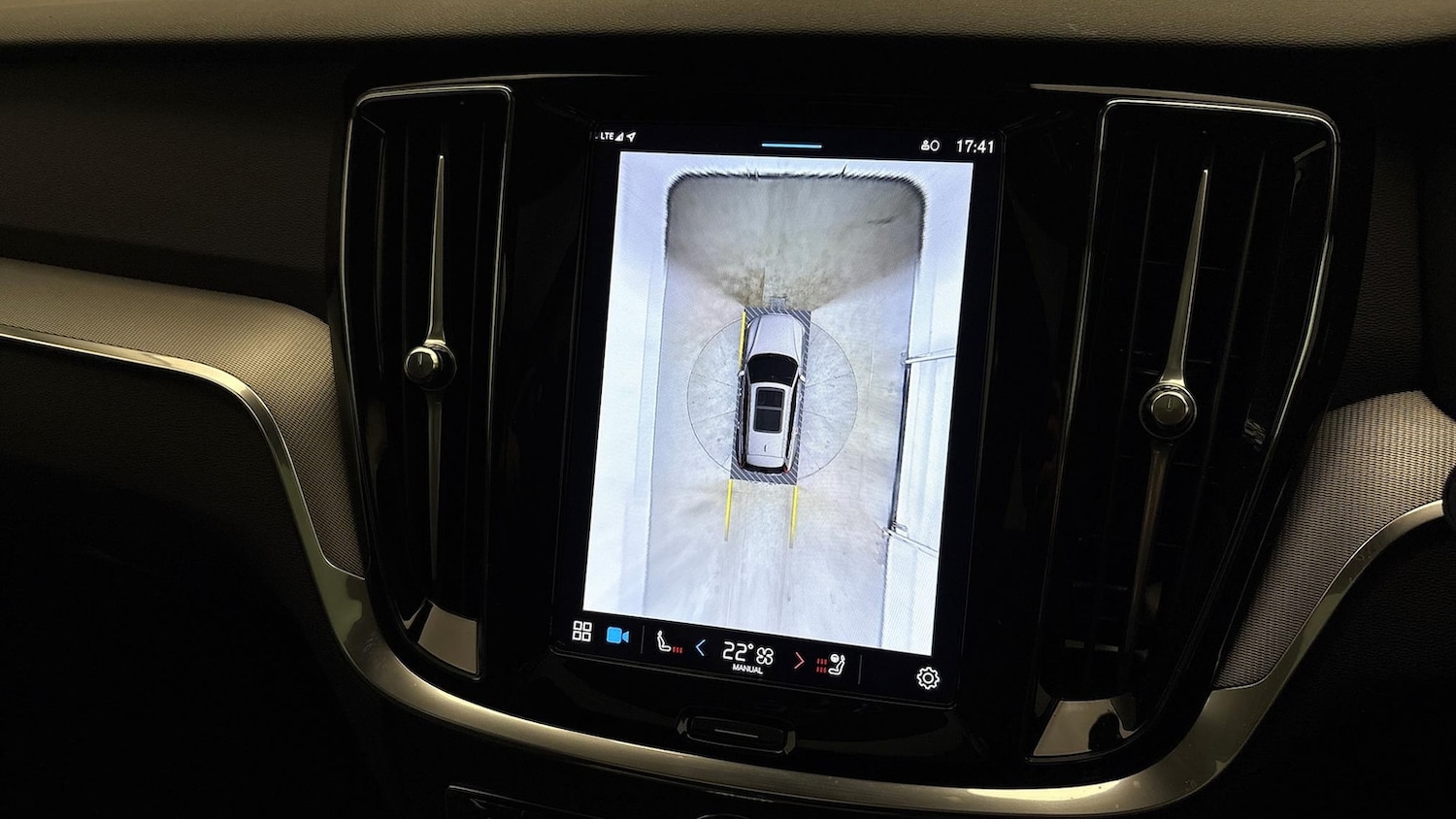 Used Volvo V60 2024 for sale - 77556042: Photo 36