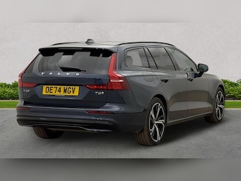 Used Volvo V60 2024 for sale - 77556042: Photo