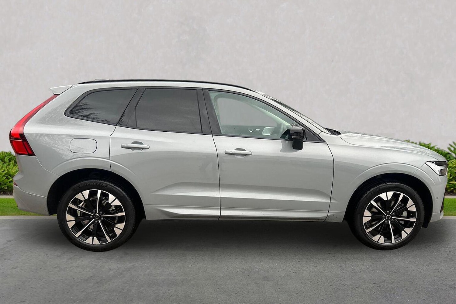 Used Volvo XC60 2025 for sale - 77701334: Photo 3