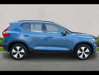 Used Volvo XC40 2023 for sale - 79611832: Photo