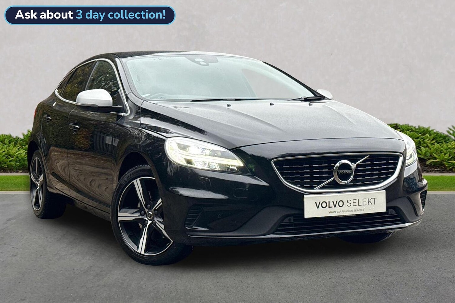 Used Volvo V40 2019 for sale - 76554285: Photo 1