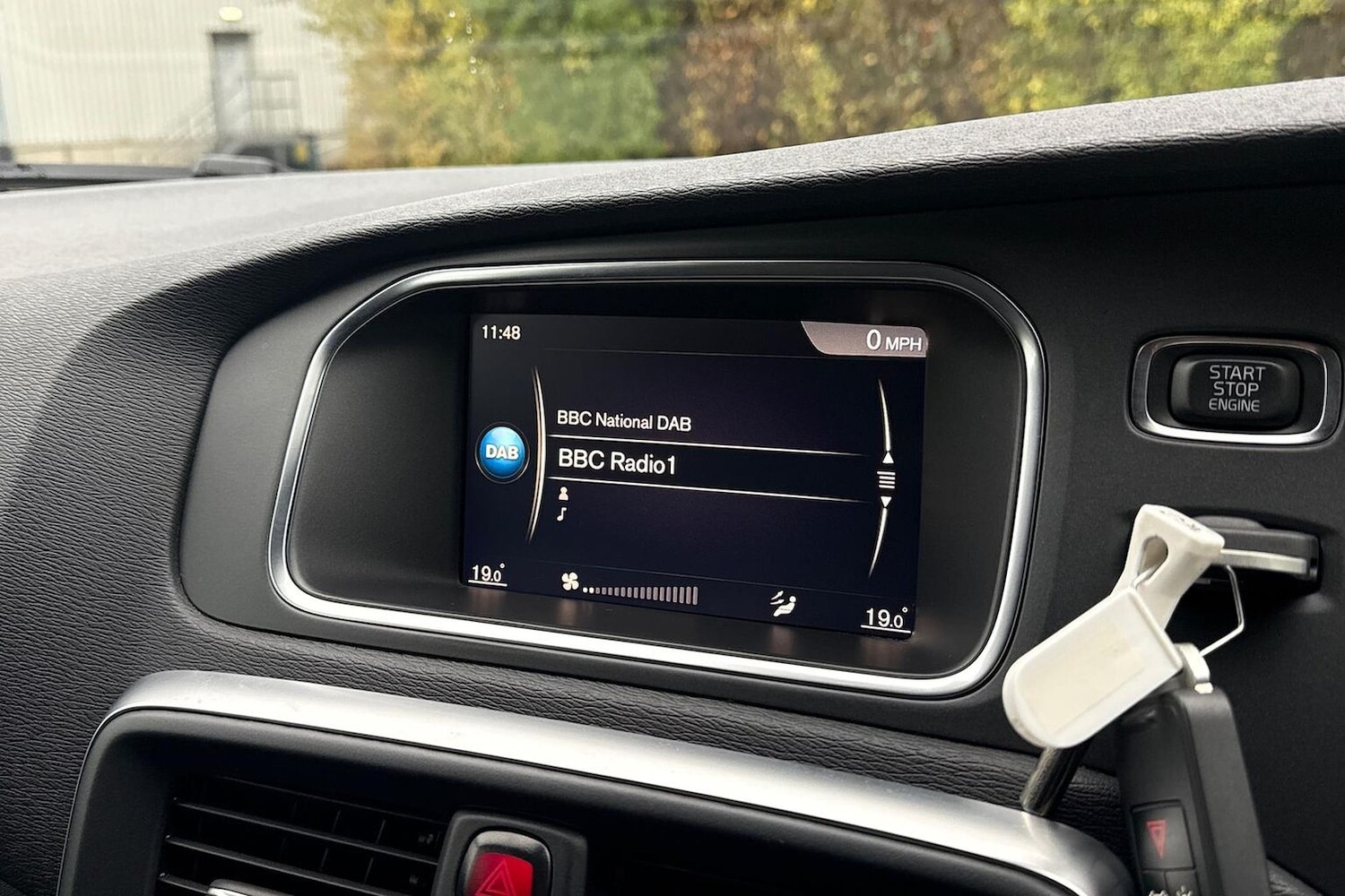 Used Volvo V40 2019 for sale - 76554285: Photo 11