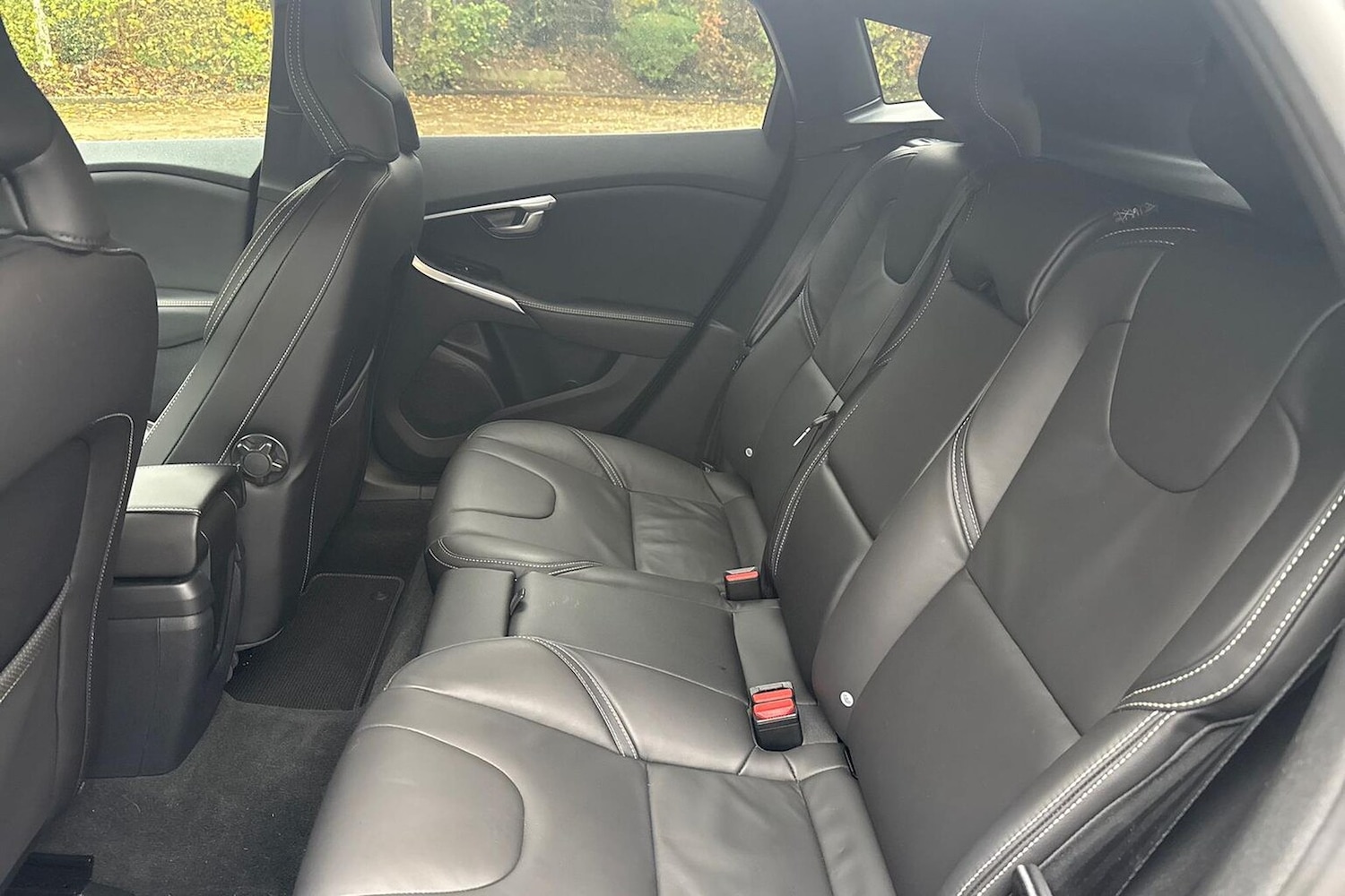 Used Volvo V40 2019 for sale - 76554285: Photo 16