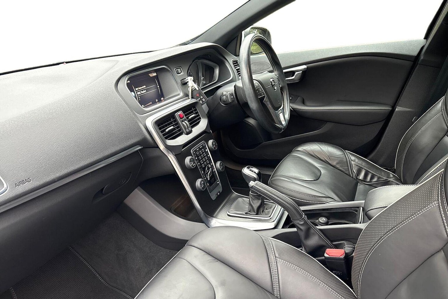 Used Volvo V40 2019 for sale - 76554285: Photo 7