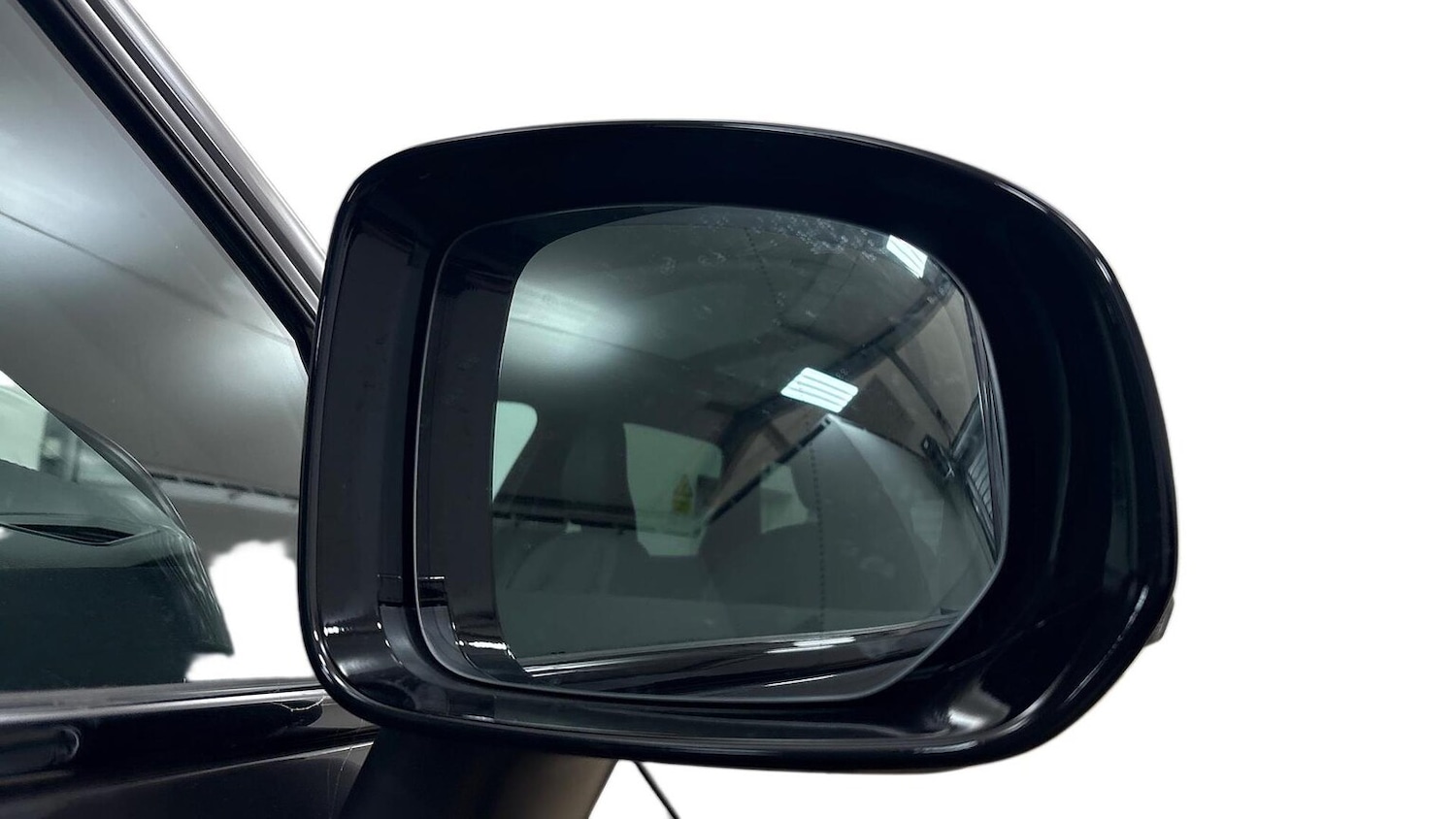 Used Volvo XC60 2022 for sale - 77973939: Photo 19