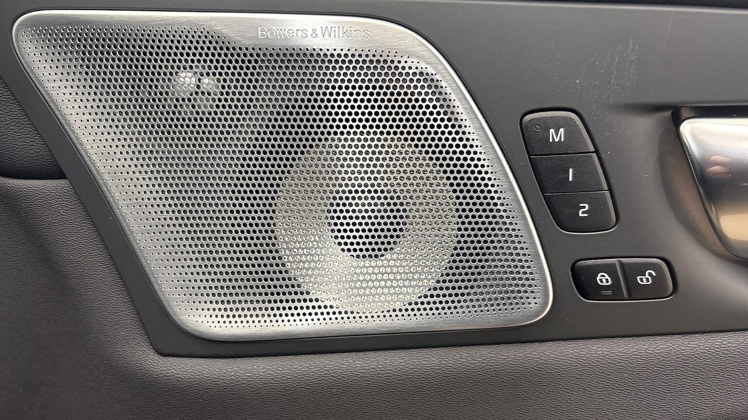 Used Volvo XC60 2022 for sale - 77973939: Photo 25