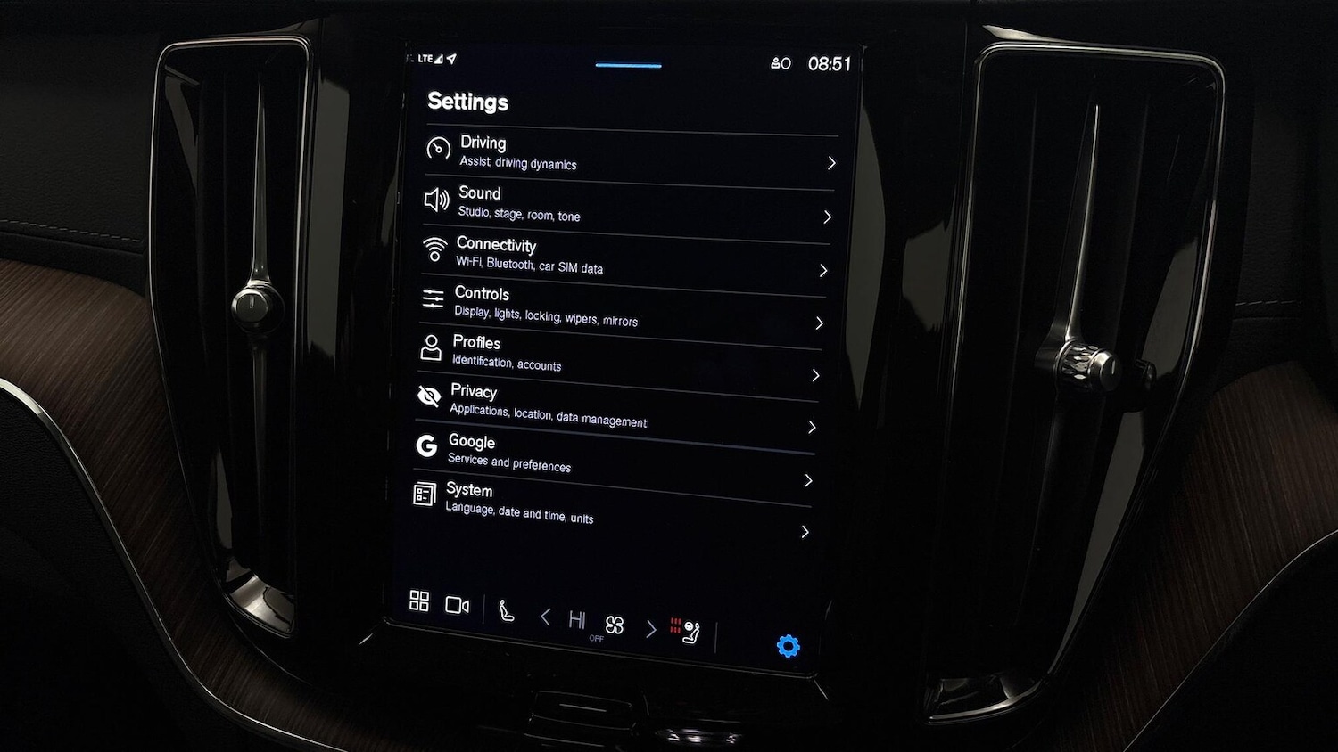 Used Volvo XC60 2022 for sale - 77973939: Photo 33