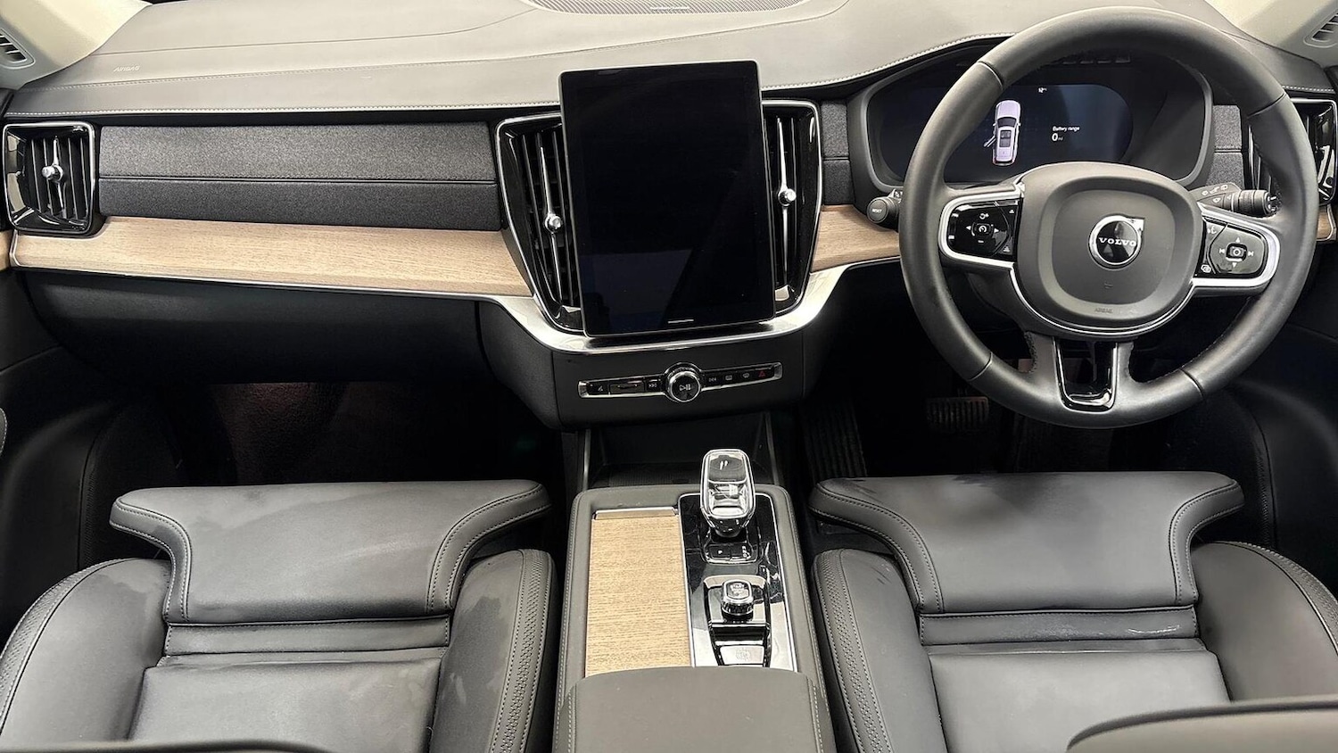 Used Volvo XC90 2025 for sale - 76391704: Photo 9