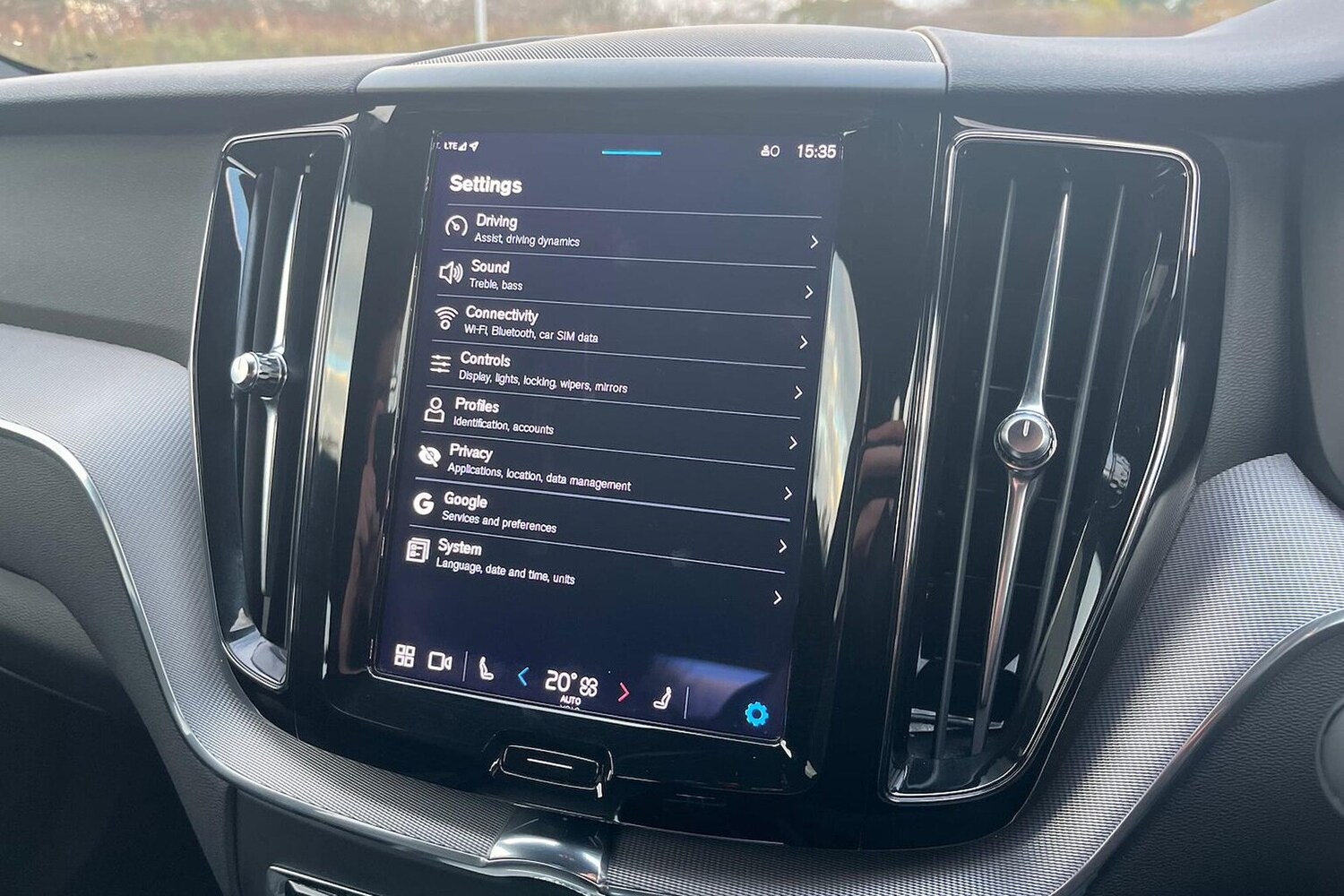 Used Volvo XC60 2022 for sale - 76402402: Photo 26