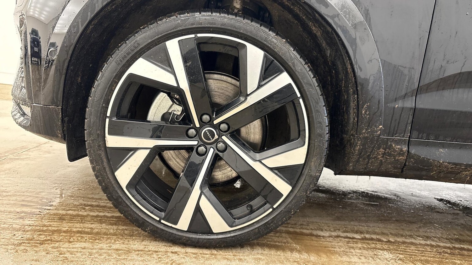 Used Volvo XC60 2025 for sale - 77888669: Photo 13