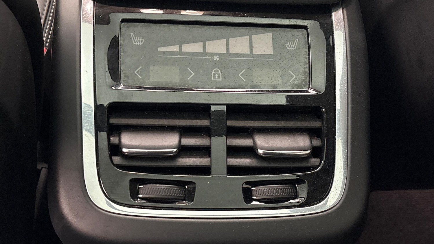 Used Volvo XC60 2025 for sale - 77888669: Photo 14