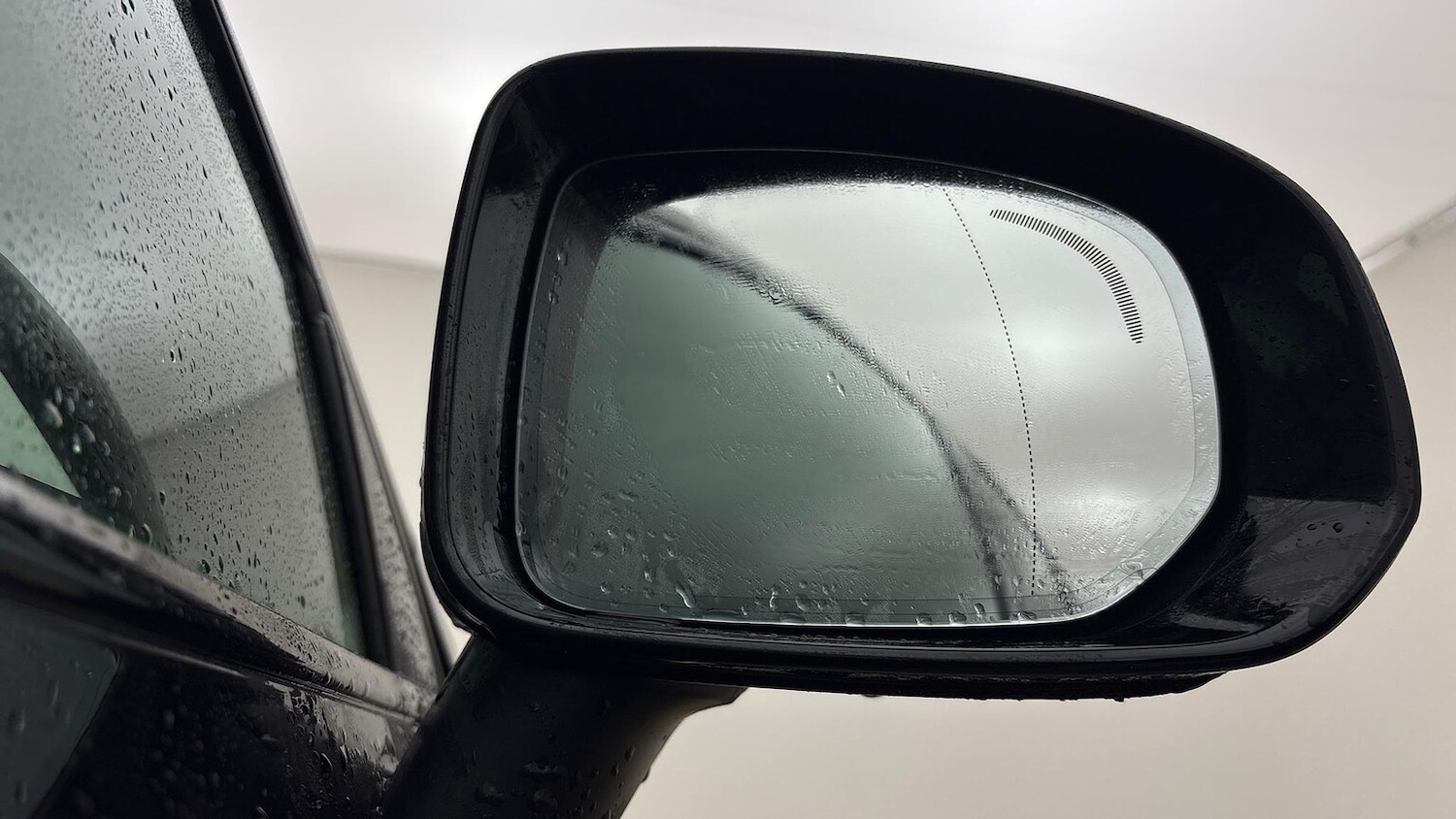 Used Volvo XC60 2025 for sale - 77888669: Photo 17