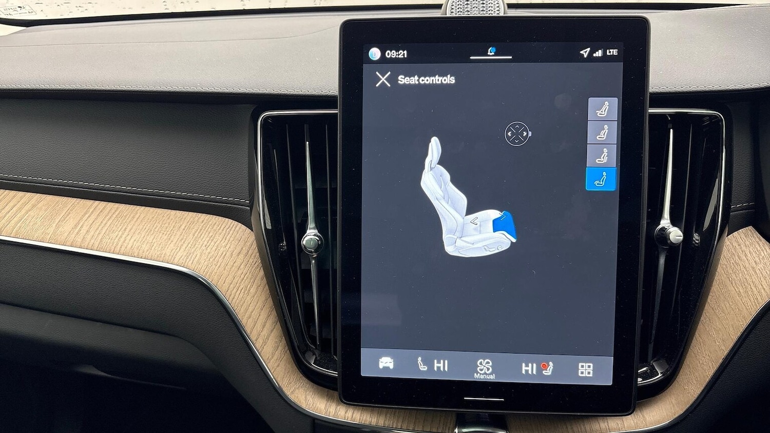 Used Volvo XC60 2025 for sale - 77888669: Photo 37