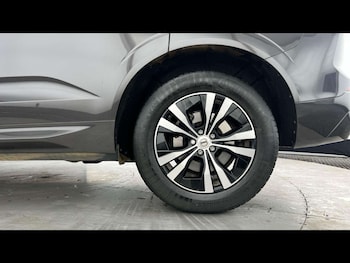 Used Volvo XC60 2023 for sale - 78815869: Photo