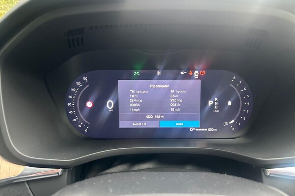 Used Volvo XC60 2025 for sale - 76089141: Photo 10