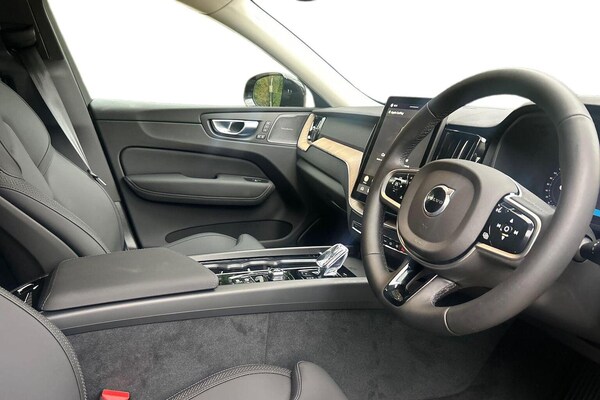 Used Volvo XC60 2025 for sale - 76089141: Photo 15