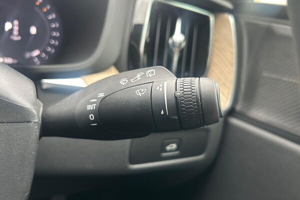 Used Volvo XC60 2025 for sale - 76089141: Photo 29