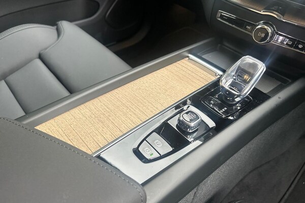 Used Volvo XC60 2025 for sale - 76089141: Photo 33