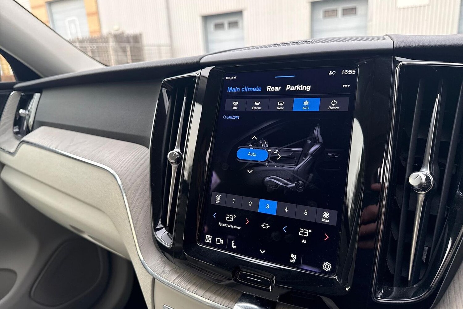 Used Volvo XC60 2022 for sale - 78192796: Photo 14