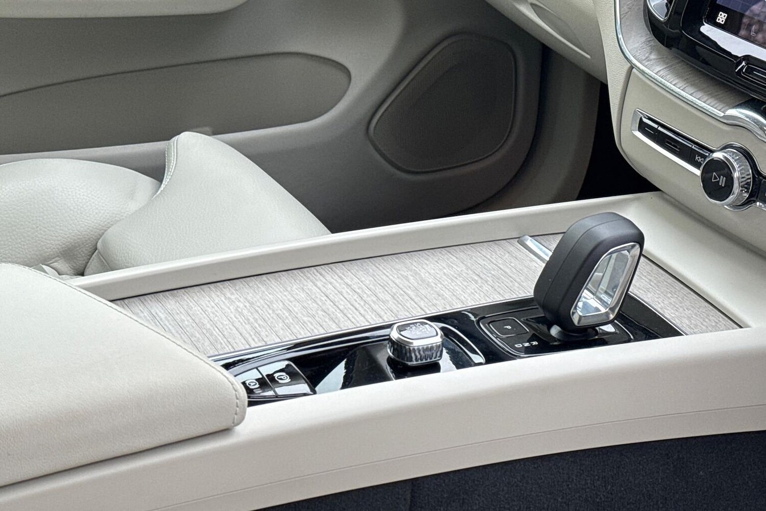 Used Volvo XC60 2022 for sale - 78192796: Photo 15