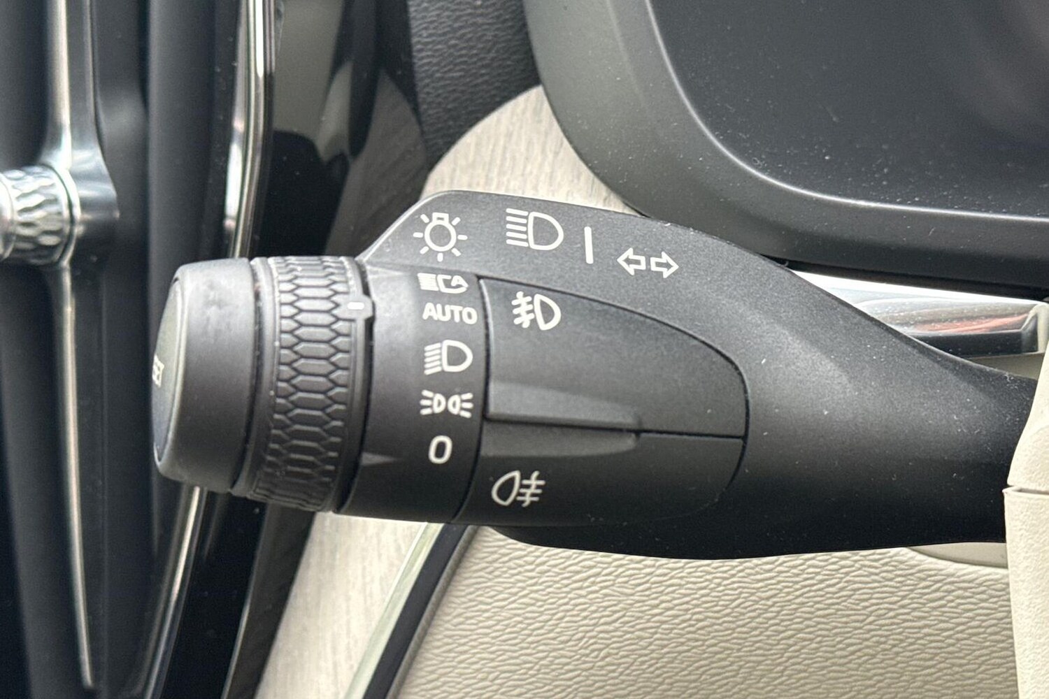 Used Volvo XC60 2022 for sale - 78192796: Photo 29